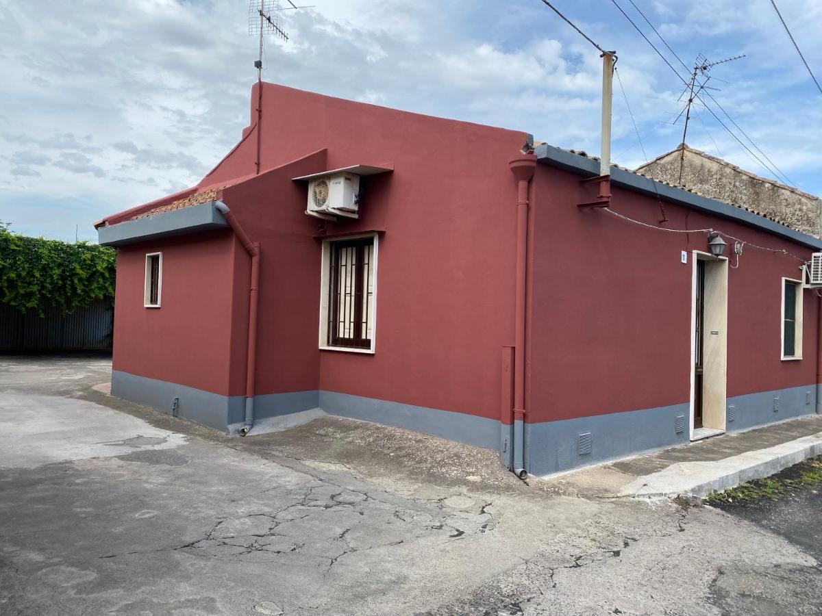Casa Vacanze Da Nonna Santa Villa Fiumefreddo di Sicilia Luaran gambar